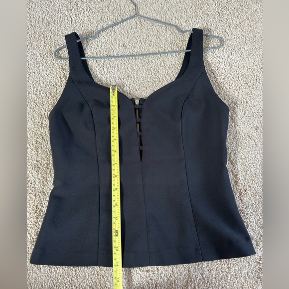 Dynamite Top - Picture 6 of 7